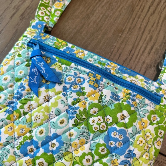 Vera Bradley Bag Crossbody Shoulder Bag Floral Print - Picture 6 of 8